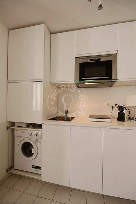 Cuisine Studio meublé - 21m²  - Châtelet - Paris