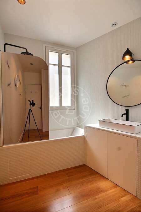 Baño Piso amueblado - 73m²  - 2 dormitorios - Auteuil - París