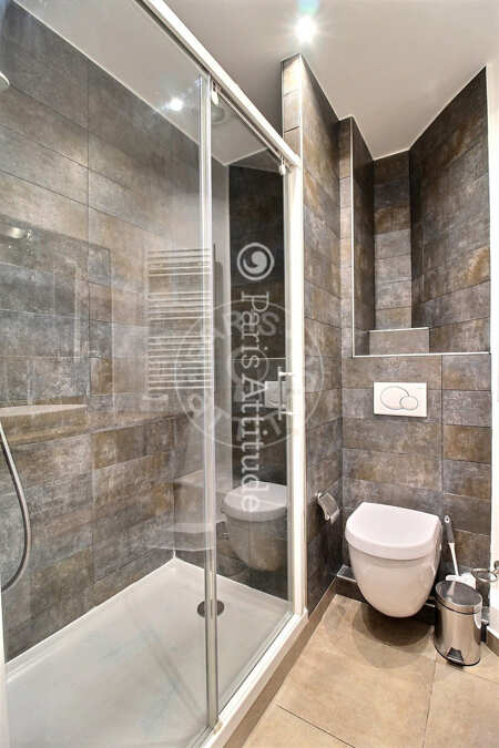 Casa de banho Quitinete mobilado - 26m²  - Madeleine - Paris