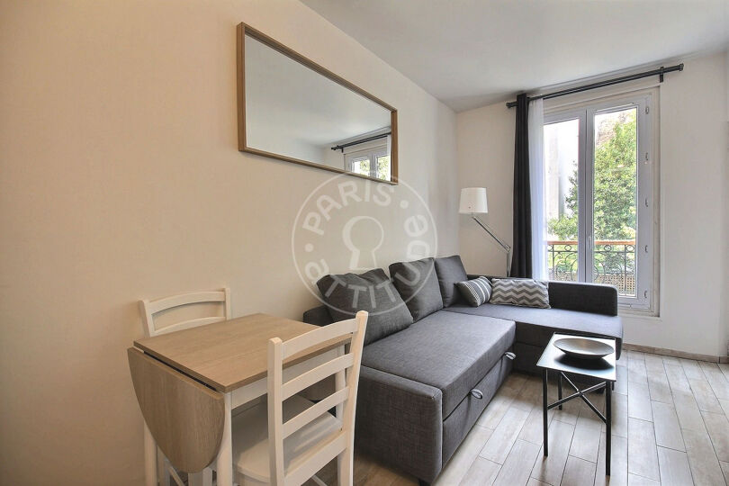 Monolocale arredato - Parigi 75018 - 13654