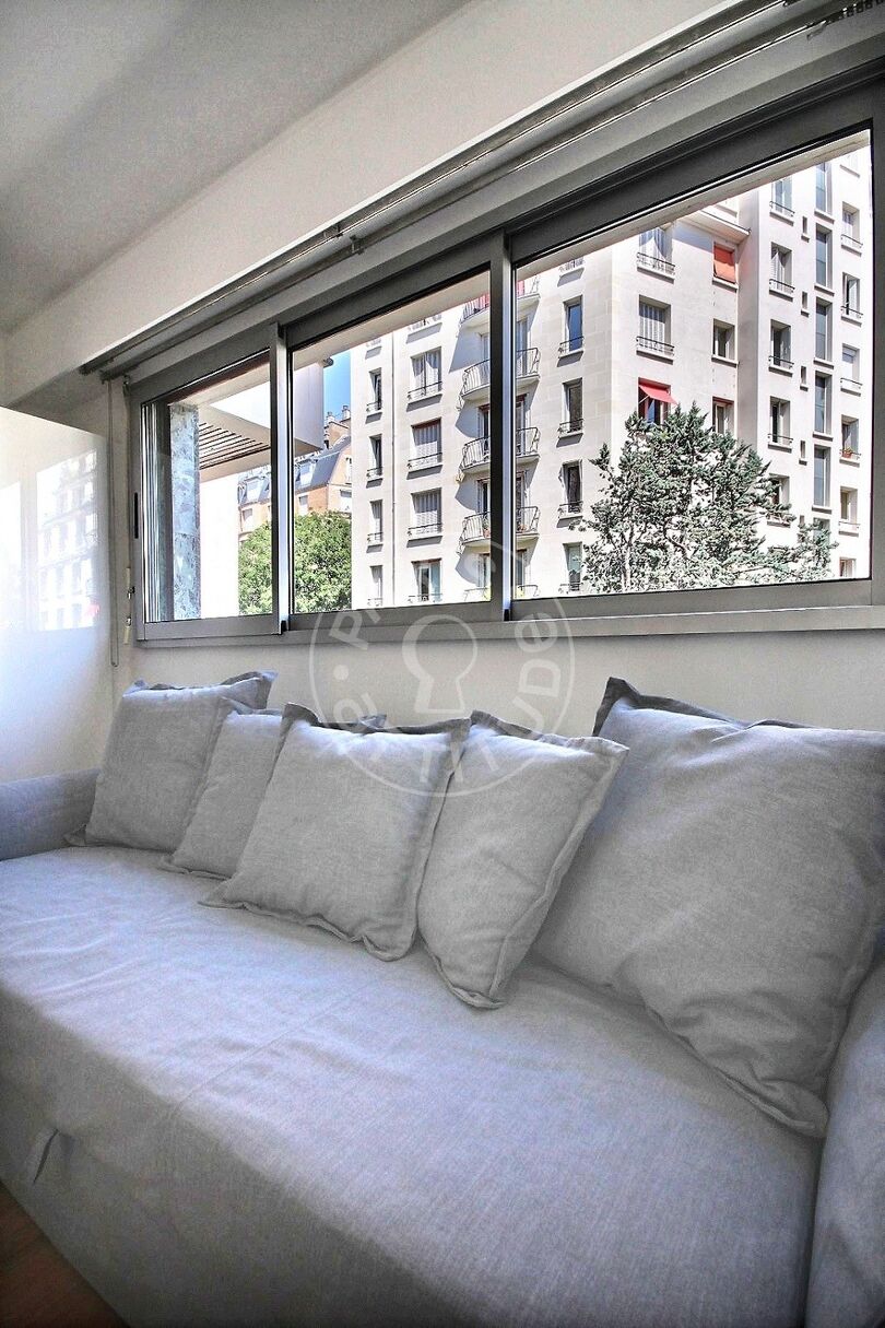 Quitinete mobiliado - Paris 75016 - 13674