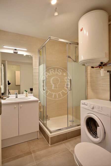 Bathroom Furnished apartment - 35m²  - 1 bedroom - Tolbiac - Paris