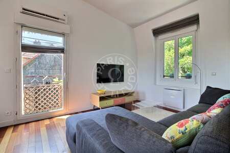 Wohnzimmer Möblierte wohnung - 93m²  - 3 Zimmer - Saint-Cloud