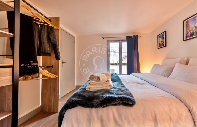 1 locale arredato - Parigi 75004 - 13690