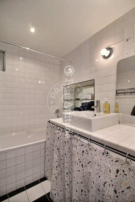 Casa de banho Apartamento mobilado - 49m²  - 1 quarto - Arts et Métiers - Paris