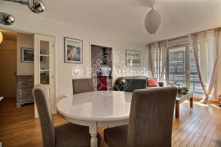 Dining room Furnished apartment - 67m²  - 2 bedrooms - Commerce - Paris