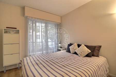 Bedroom Furnished apartment - 48m²  - 1 bedroom - Courbevoie