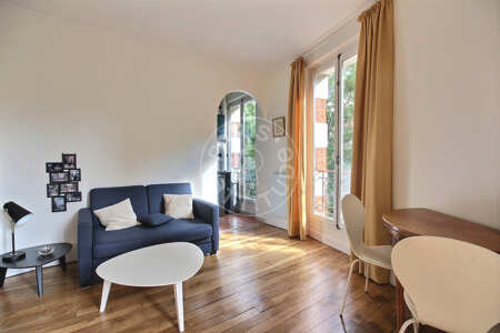 Salotto Appartamento arredato - 37m²  - 1 locale - Jules Joffrin - Mairie du 18ème - Parigi