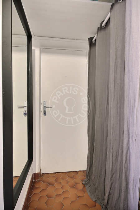 Entrée Studio meublé - 22m²  - Place Monge - Paris