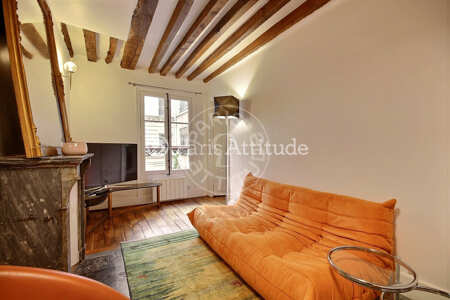 Living room Furnished apartment - 64m² - 2 bedrooms - Invalides - Paris