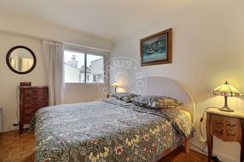 2 locali arredato - Parigi 75007 - 13751