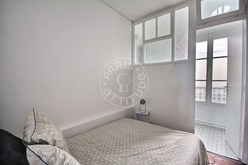 Furnished studio alcove - Paris 75018 - 13762