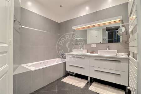 Bagno Appartamento arredato - 230m²  - 4 locali - Alma-Marceau - Parigi