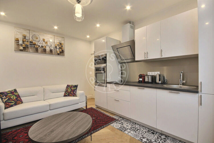 Salotto - 1 locale arredato - Parigi 75009 - 13769