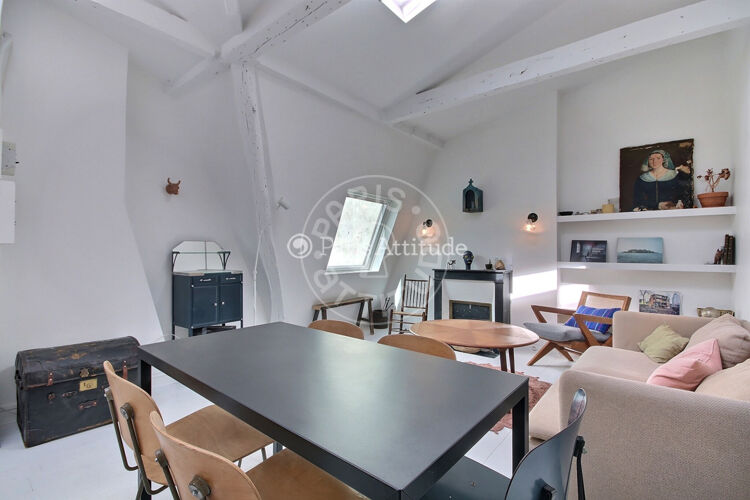 Living room - Furnished 2 bedrooms - Paris 75010 - 13773