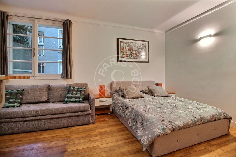 Monolocale arredato - Parigi 75016 - 13780