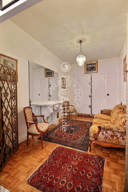 Entrance Furnished apartment - 118m²  - 2 bedrooms - Trocadéro - Paris