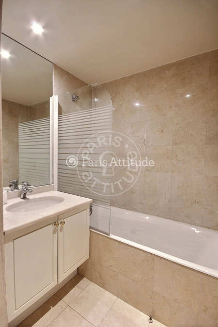 Casa de banho Quitinete mobilado - 39m²  - La Muette / Bois de Boulogne - Paris