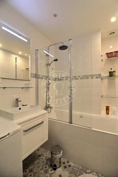Badezimmer Möblierte wohnung - 36m²  - 1 Zimmer - Jules Joffrin - Mairie du 18ème - Paris