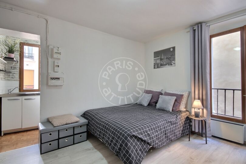 Quitinete mobiliado - Paris 75011 - 13836