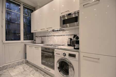 Kitchen Furnished apartment - 60m²  - 2 bedrooms - Jules Joffrin - Mairie du 18ème - Paris