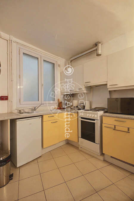 Kitchen Furnished apartment - 39m²  - 1 bedroom - Canal Saint-Martin - Paris