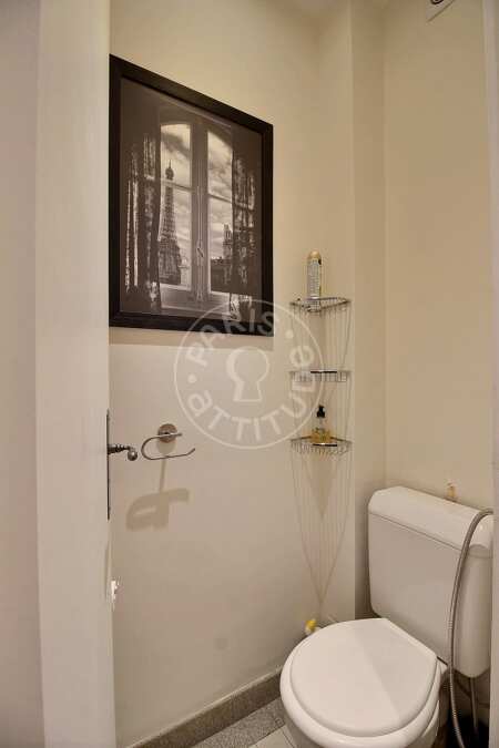 Toilet Furnished apartment - 50m²  - 1 bedroom - Neuilly-sur-Seine
