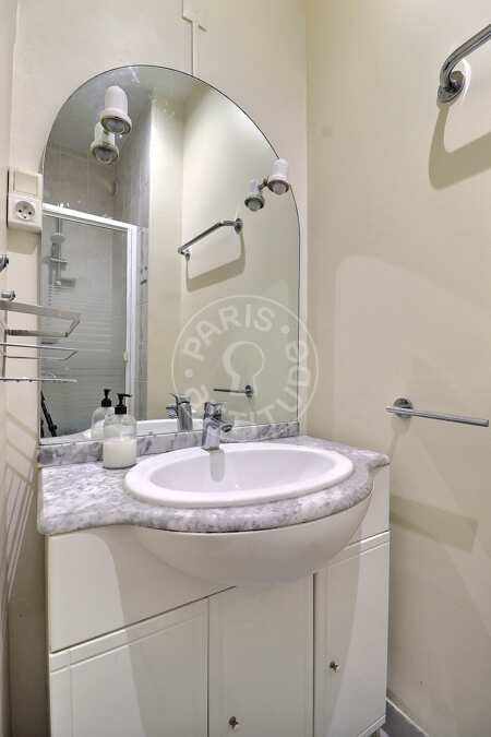 Casa de banho Apartamento mobilado - 54m²  - 2 quartos - Pasteur - Paris
