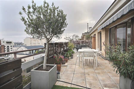 Terrasse Appartement meublé - 46m²  - 1 chambre - Porte Dorée - Paris