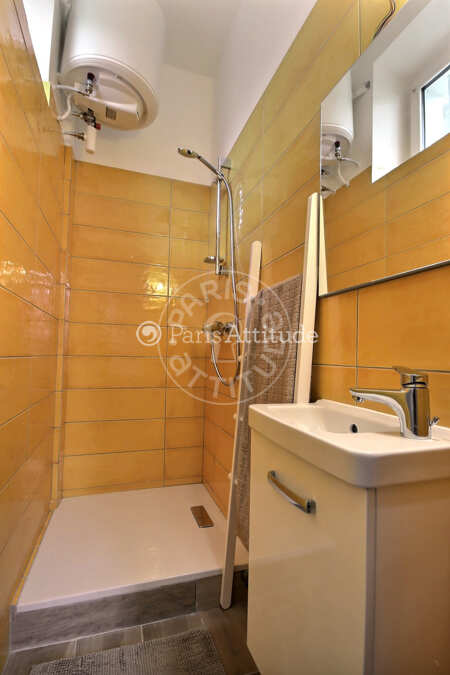 Bathroom Furnished apartment - 34m²  - 1 bedroom - Plaisance / Pernety - Paris