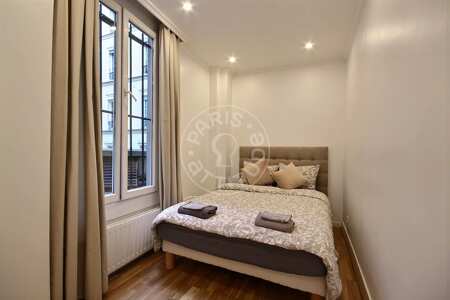 Bedroom Furnished apartment - 43m²  - 1 bedroom - Grands Boulevards / Bonne Nouvelle - Paris