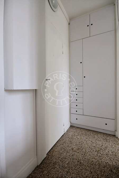 Entrance Furnished studio - 21m²  - Buttes-Chaumont - Paris