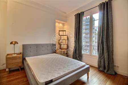 Bedroom Furnished apartment - 76m²  - 2 bedrooms - Mirabeau - Paris