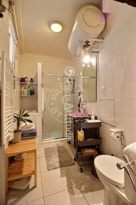 Bathroom Furnished apartment - 39m²  - 1 bedroom - Saint-Paul - Paris