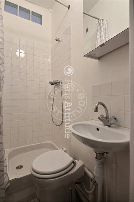 Bathroom Furnished studio - 25m²  - Poissonnière - Paris