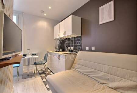 Living room Furnished studio - 15m²  - Oberkampf - Paris