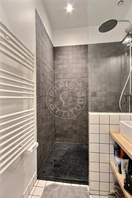 Bathroom Furnished apartment - 48m²  - 2 bedrooms - Alésia - Paris