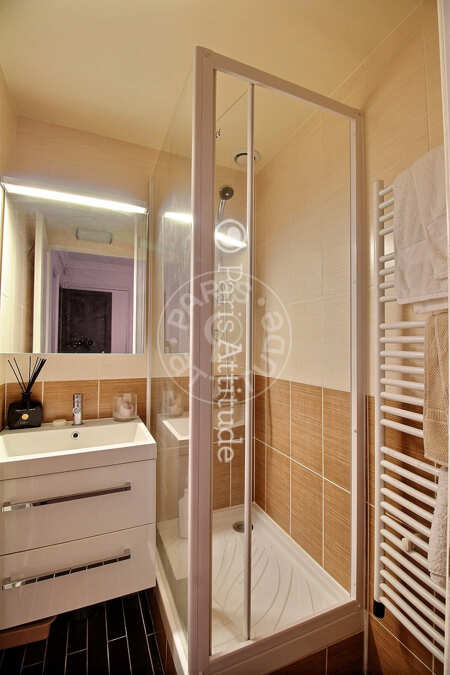 Salle de bain Appartement meublé - 52m²  - 1 chambre - Temple - Paris