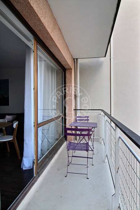 Terrazzo Monolocale arredato - 33m²  - Maison de la Radio - Parigi