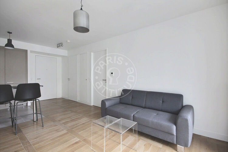 Sala - 1 quarto mobiliado - Paris 75009 - 14000