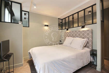 Sala Quitinete mobilado - 27m²  - Tour Eiffel - Paris