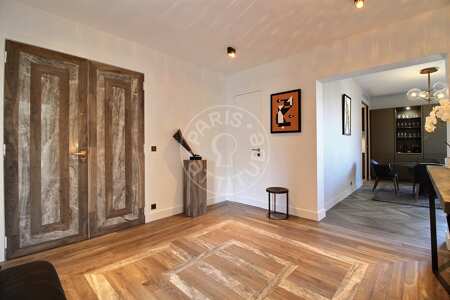 Eingangsbereich Möblierte wohnung - 112m²  - 2 Zimmer - Triangle d'Or - Paris