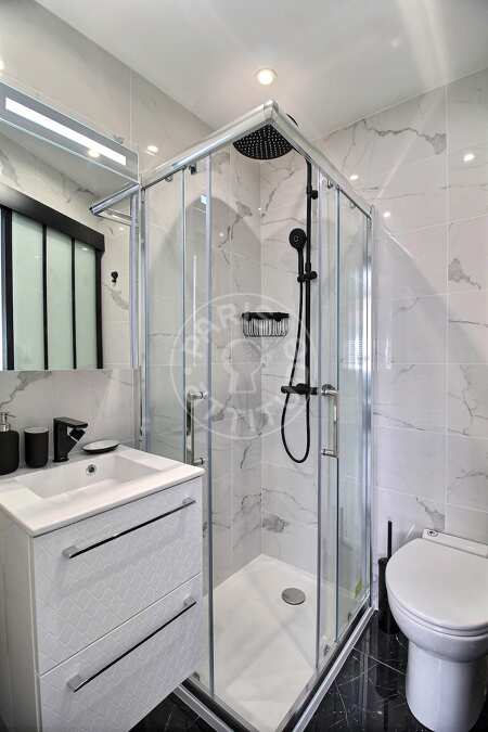 Baño Estudio con alcoba amueblado - 22m²  - Triangle d'Or - París