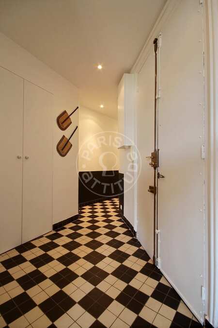 Entrance Furnished apartment - 80m²  - 2 bedrooms - Temple - Paris