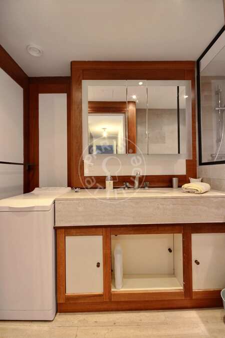Salle de bain Appartement meublé - 50m²  - 1 chambre - Musée Picasso - Paris