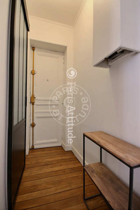 Entrance Furnished apartment - 32m²  - 1 bedroom - Place des Vosges - Paris
