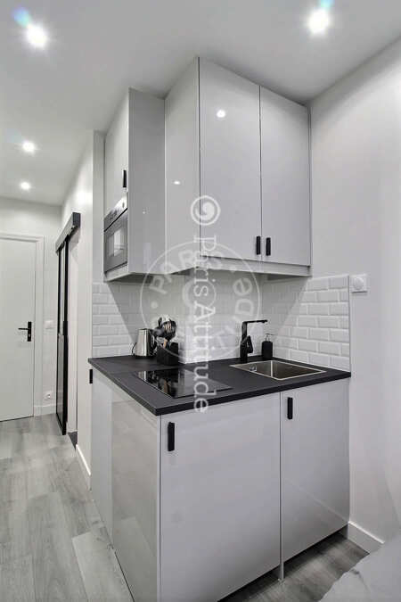 Kitchen Furnished studio - 13m²  - Triangle d'Or - Paris
