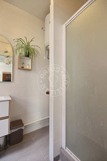 Bathroom Furnished studio alcove - 47m²  - Bir-Hakeim - Paris