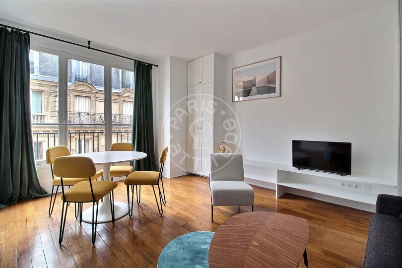 Estudio amueblado - París 75009 - 14078