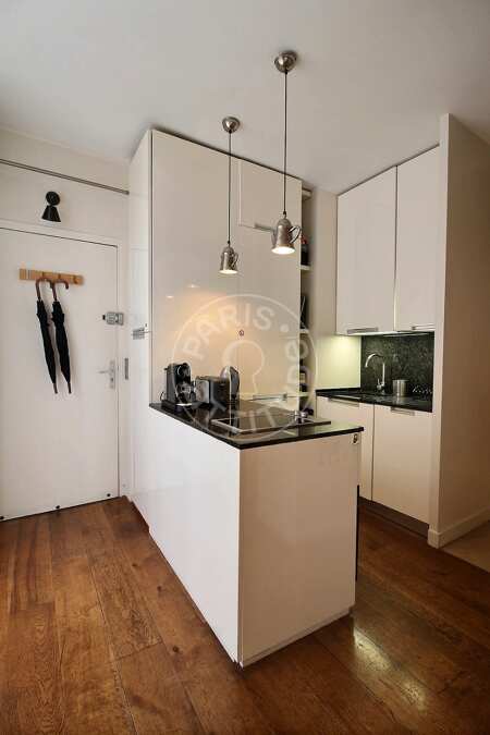 Kitchen Furnished studio alcove - 39m²  - Saint-Paul - Paris